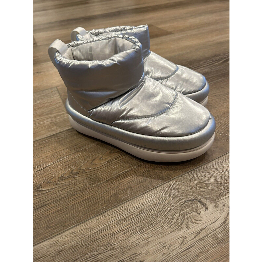 UGG CLASSIC MAXI MINI METALLIC SILVER SHEARLING WOMEN'S BOOTS SIze 5